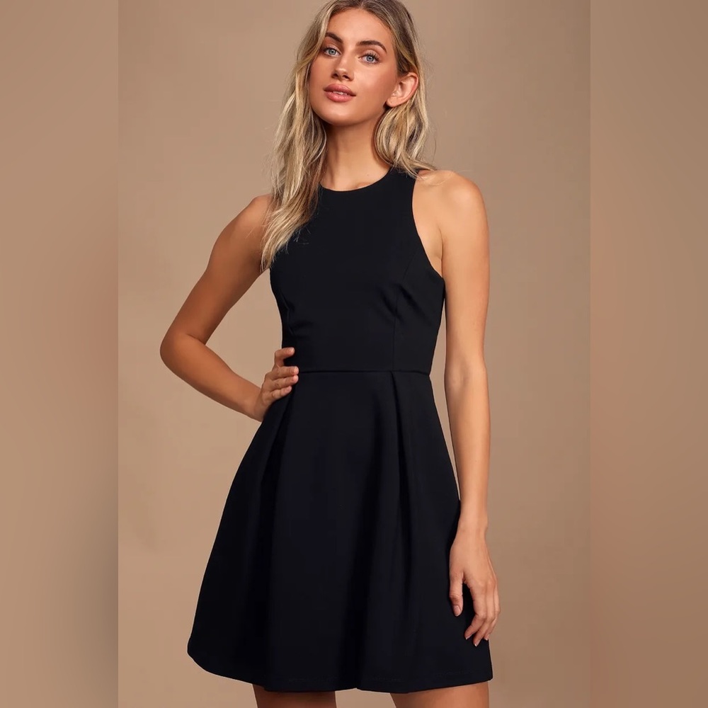 NWOT Lulus little black dress